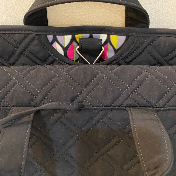 VERA BRADLEY BLACK HANGING ORGANIZER - Picture 5 of 7